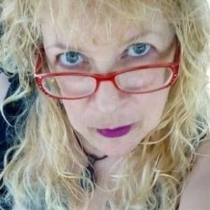 Meet your Posher, Kat